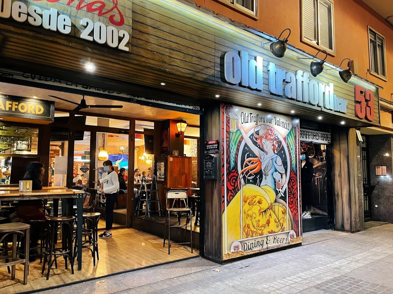 Fachada de Old Trafford Bar en Valencia